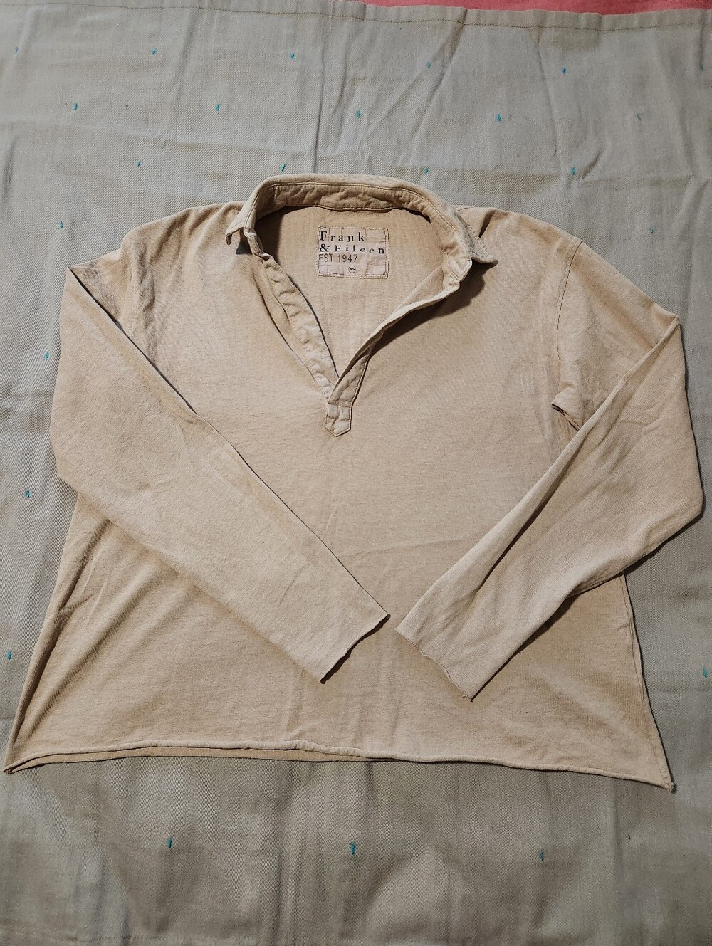 Frank & Eileen Patrick Toasted Popover Henley Long Sleeve Top Camel Taupe SzXS